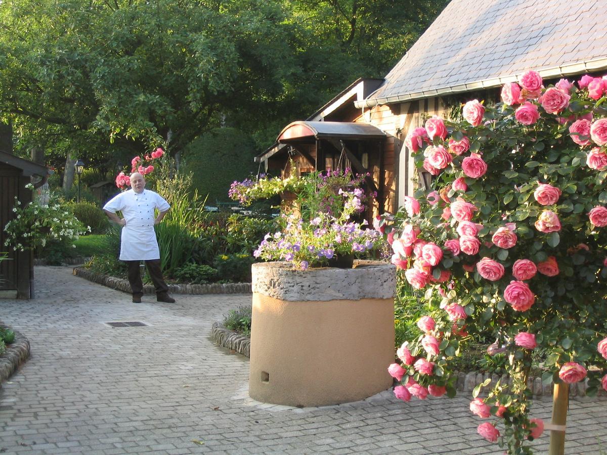 Auberge Du Val Au Cesne Saint-Clair-sur-les-Monts Exterior foto